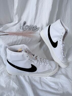 Nike Blazer Mid ‘77 Vintage White Black